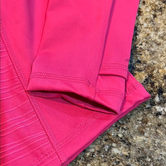 Tommy Bahama Vibrant Pink Activewear 1/4 Zip 🌸 - Picture 8 of 13